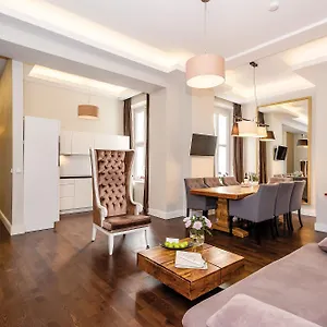 Ξενοδοχείο με διαμερίσματα Arabel Design *****