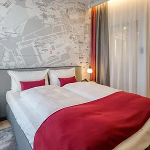 Отель Intercityhotel Berlin Airport Ber Terminal 1 & 2 Шёнефельд